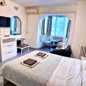 https://domum-universitate-dalles-intercontinental.bucharesthotelsnow.com